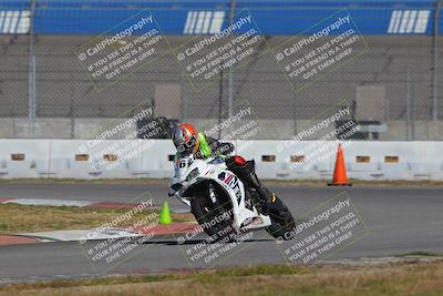 media/Nov-26-2022-Fastrack Riders (Sat) [[b001e85eef]]/Level 1/Session 3 Outside Turn 9/